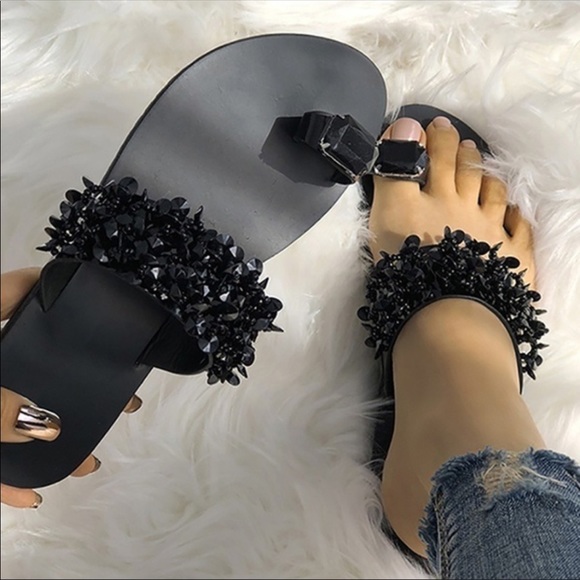 New ladies sandals - Picture 3 of 3